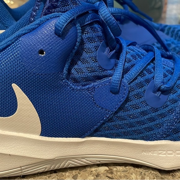 Shoes size 8 - Picture 5 of 5